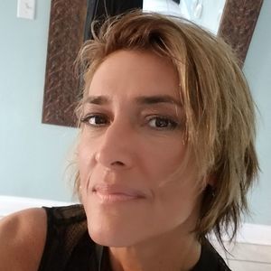 Meet your Posher, Christie